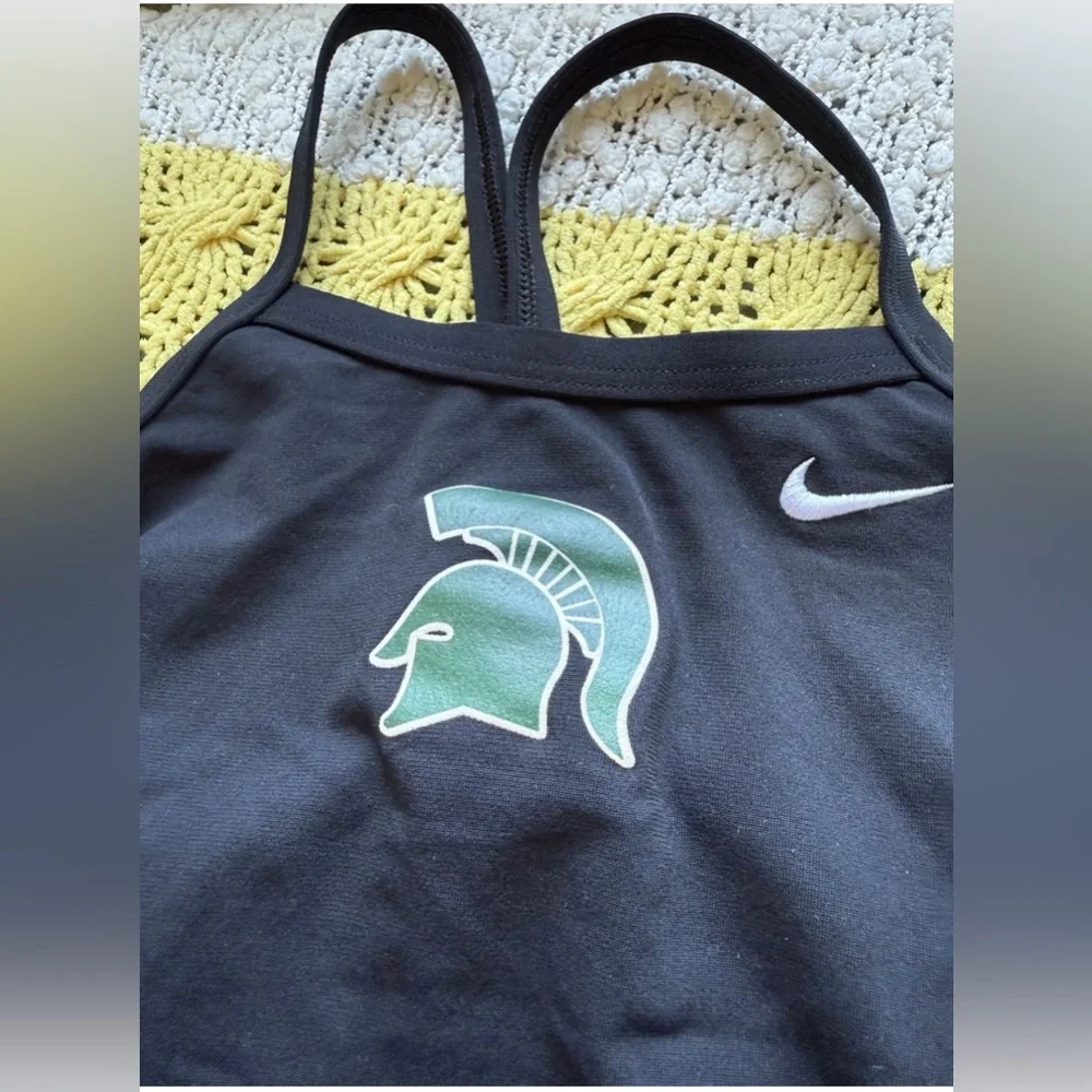Nike Swim MSU Black One-Piece Swimsuit with Spartan Helmet Youth Size 10 - Picture 3 of 9
